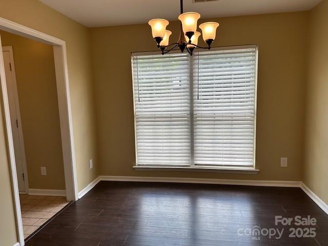 2113 Ballingarry Dr, Statesville, NC 28625 - photo 3