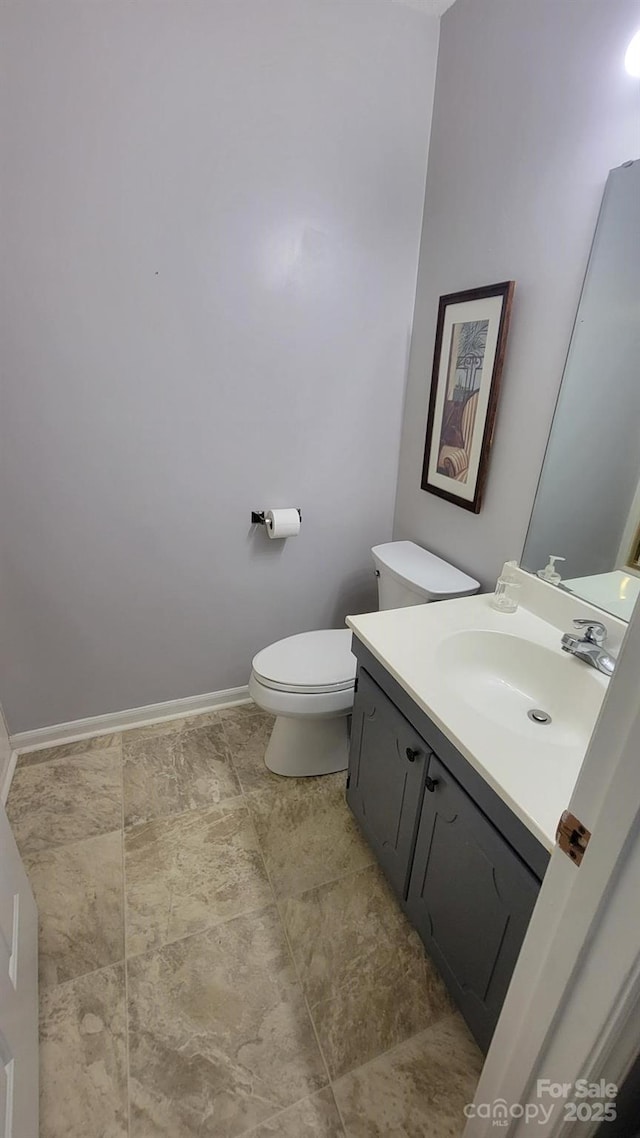 2116 S Main St, Kannapolis, NC 28081 - half bath featuring vanity and toilet