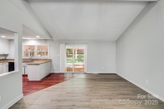 12031 Rock Canyon Dr, Charlotte, NC 28226 - photo 9