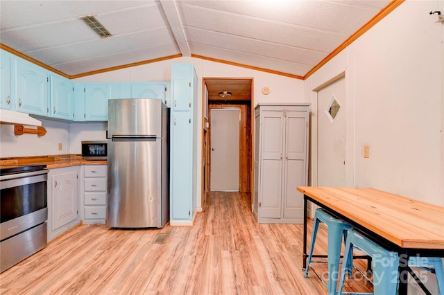 121 Whipporwill Ct, Grover, NC 28073 - kitchen with appliances with stainless steel finishes, light wood-style floors, blue cabinetry, crown molding, and under cabinet range hood
