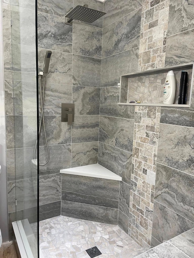 39 Moondust Dr, Waynesville, NC 28786 - full bathroom with a tile shower