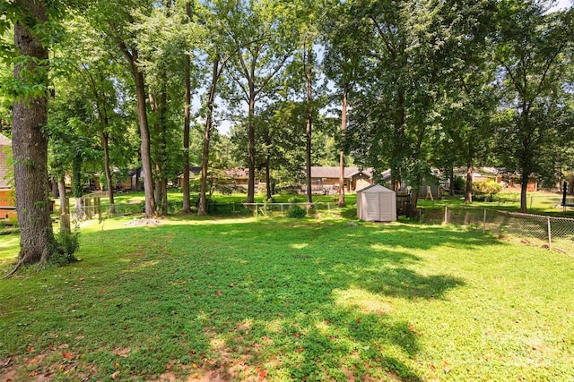 10108 Starwood Dr Unit 13, Charlotte, NC 28215 - fenced backyard featuring a shed