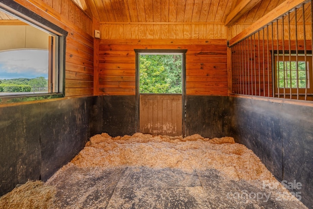 650 Golf Course Rd, Columbus, NC 28722 - view of horse barn