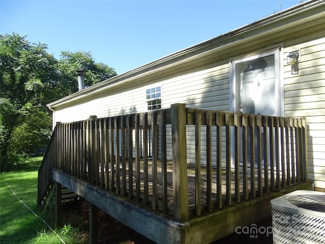113 Dillon St, Winston Salem, NC 27107 - view of wooden terrace