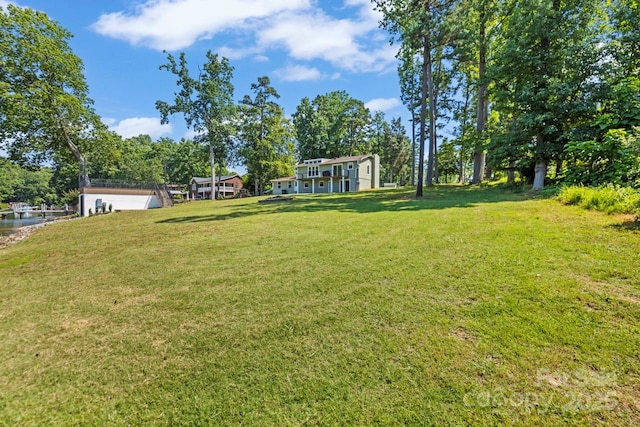 172 Honeydew Cir, Troutman, NC 28166 - view of green lawn