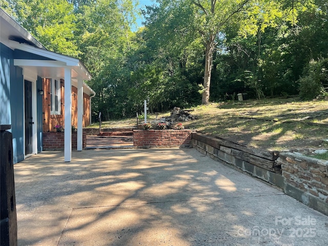 1320 Kings Cir, Shelby, NC 28150 - view of patio