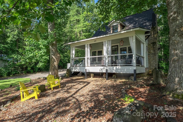 611 Hiawassee Rd, Black Mountain, NC 28711 - view of front of home with a porch