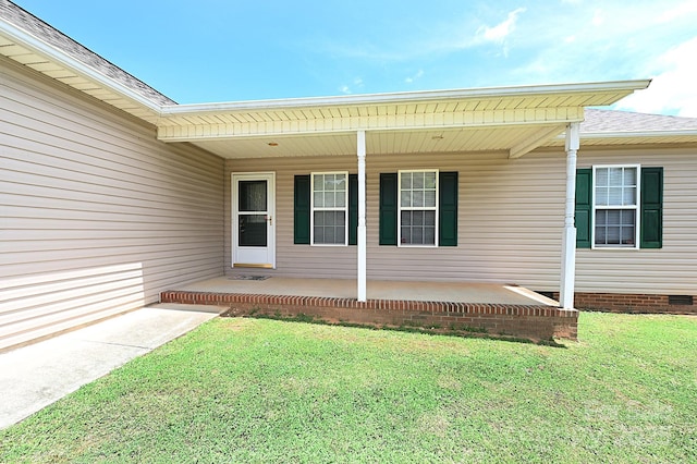 202 Pine Meadows St, Hickory, NC 28601 - property entrance featuring covered porch, a yard, and crawl space