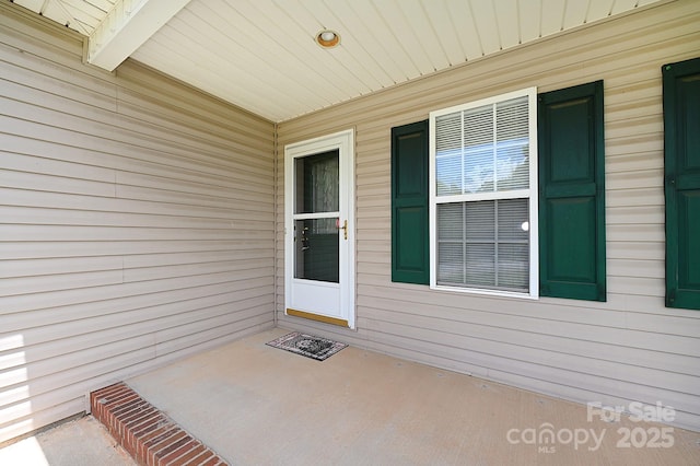 202 Pine Meadows St, Hickory, NC 28601 - property entrance featuring a porch