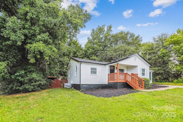 201 Hoyle Cir, Gastonia, NC 28052 - view of front of property featuring crawl space