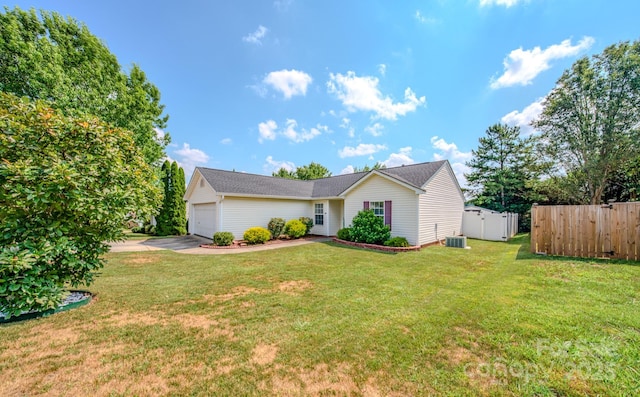 1975 8th Street Ln SE, Hickory, NC 28602 - ranch-style home featuring concrete driveway and an attached garage