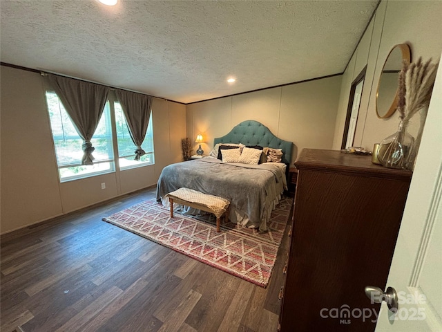 2877 Shannon St, Sharon, SC 29742 - bedroom featuring a textured ceiling, wood finished floors, and recessed lighting