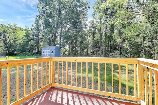 226 N Columbia Ave, Rock Hill, SC 29730 - deck featuring a shed, a trampoline, and a yard