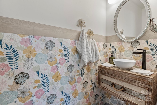 712 Coventry Dr, Albemarle, NC 28001 - bathroom with vanity