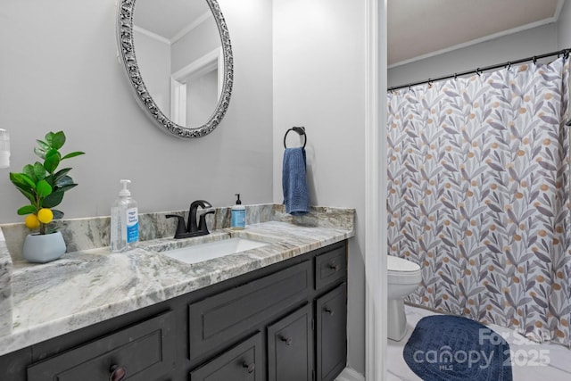 1560 Lafayette Ave, Hudson, NC 28638 - full bath with crown molding, vanity, and curtained shower