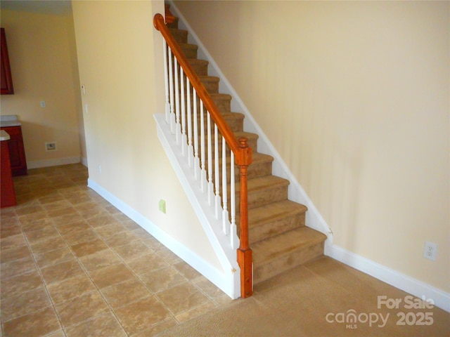 15321 Superior St, Charlotte, NC 28273 - staircase with baseboards