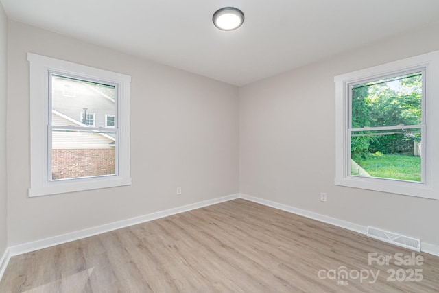 6557 Covecreek Dr, Charlotte, NC 28215 - photo 15