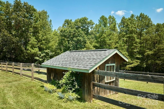 724 Moore Rd, Tryon, NC 28782 - stable featuring a wooded view