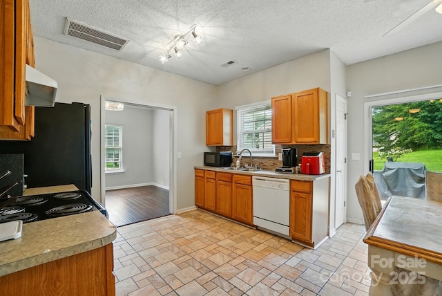 12803 Matisse Ln, Charlotte, NC 28215 - photo 5