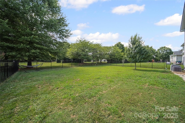 10420 Glenburn Ln, Charlotte, NC 28278 - view of yard