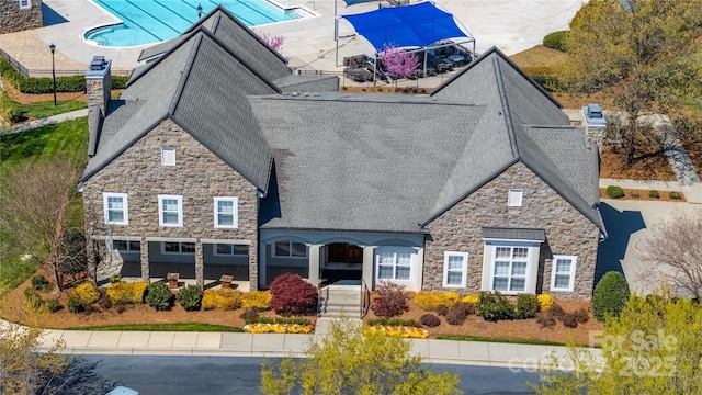 10420 Glenburn Ln, Charlotte, NC 28278 - view from above of property featuring a pool area