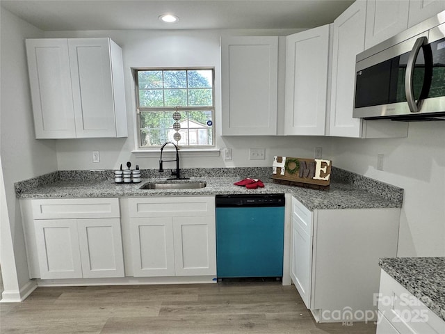 3140 Periwinkle Ct, Charlotte, NC 28269 - photo 6