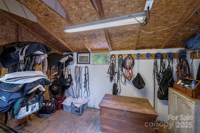 7411 Davis Rd, Waxhaw, NC 28173 - view of horse barn