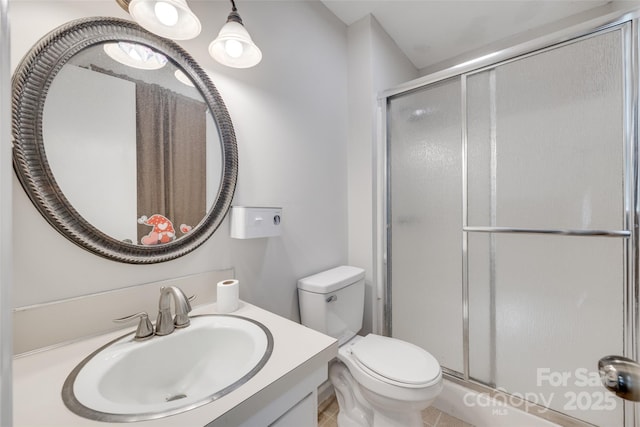 810 Applegate Ct, Gastonia, NC 28054 - full bath featuring a stall shower and vanity