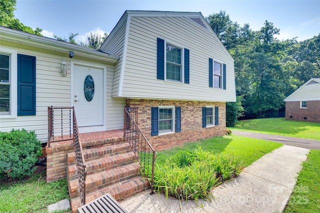 810 Applegate Ct, Gastonia, NC 28054 - view of front of property with brick siding and a front yard