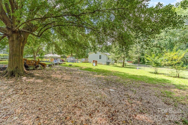 60 37th St NW, Hickory, NC 28601 - view of yard