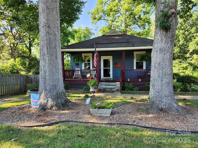 323 Johnson St, Mount Holly, NC 28120 - photo 1