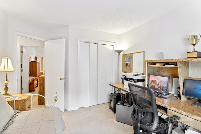 11100 Scrimshaw Ln, Charlotte, NC 28215 - view of carpeted office