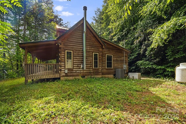 41 Waya Way, Whittier, NC 28789 - rear view of house with log exterior