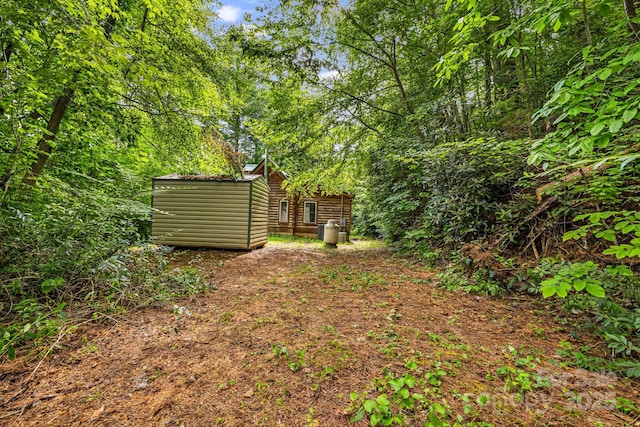 41 Waya Way, Whittier, NC 28789 - view of yard featuring a storage shed