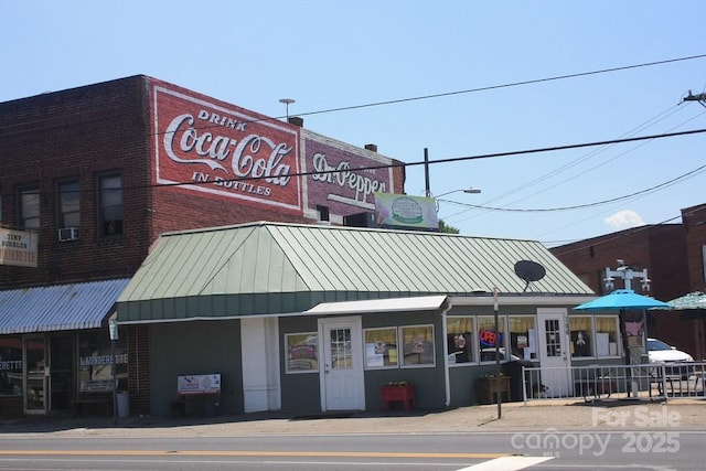 678 Wagner St, Troutman, NC 28166 - view of commercial location
