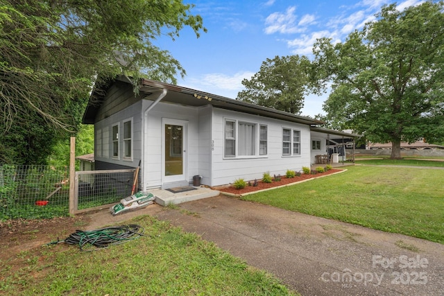 306 Forest Ave, Franklin, NC 28734 - view of front facade
