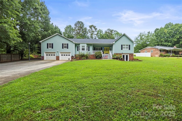 601 Elmwood Cir, Dallas, NC 28034 - photo 1