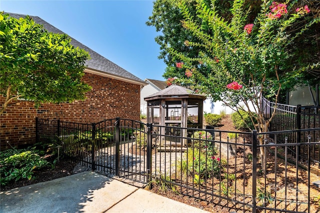 2218 Wednesbury Ct, Kannapolis, NC 28083 - gate with a gazebo