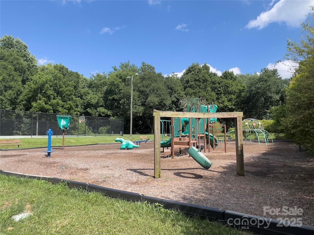 3600 Stoneglen Path, Charlotte, NC 28269 - photo 37