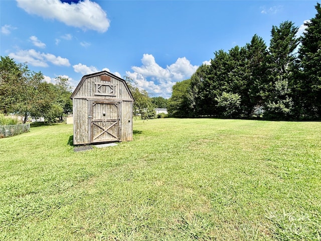 2268 Arrowwood Dr, Hickory, NC 28601 - view of green lawn featuring a shed