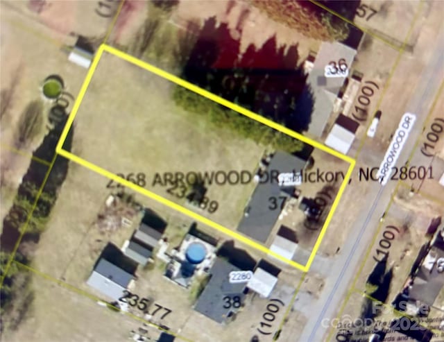 2268 Arrowwood Dr, Hickory, NC 28601 - aerial view of property's location with property boundaries highlighted