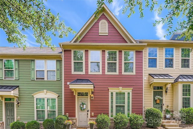 1727 Evergreen Dr, Charlotte, NC 28208 - multi unit property with a standing seam roof and a metal roof