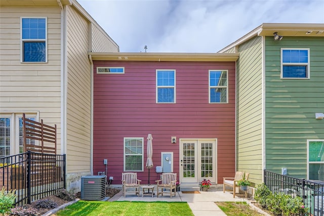1727 Evergreen Dr, Charlotte, NC 28208 - rear view of property featuring a patio area
