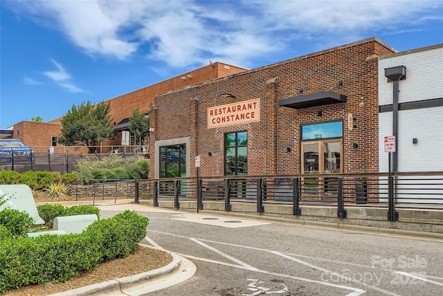 1727 Evergreen Dr, Charlotte, NC 28208 - view of building exterior