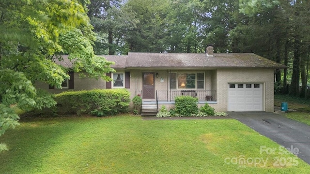 111 Cannon Dr, Hendersonville, NC 28792 - photo 3
