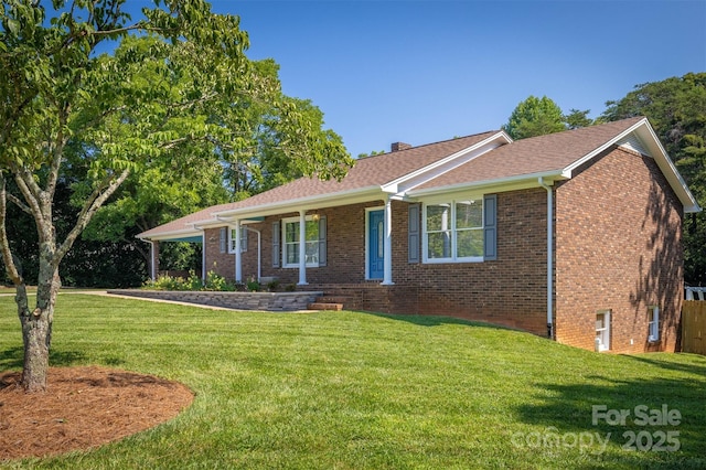 207 Valdese Dr, Morganton, NC 28655 - single story home featuring a front lawn, brick siding, and roof with shingles