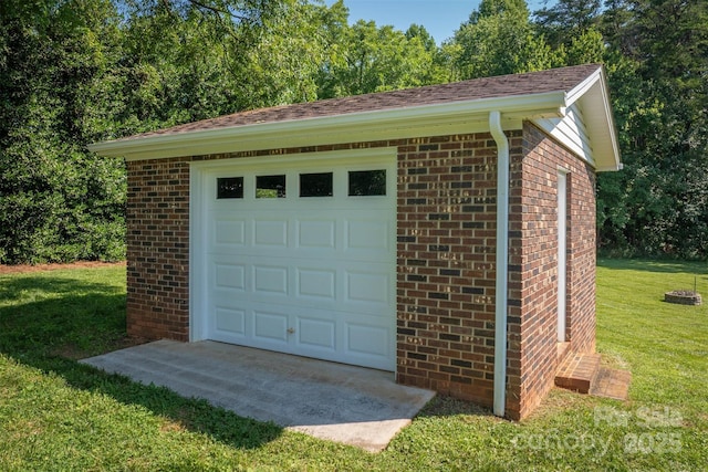 207 Valdese Dr, Morganton, NC 28655 - view of garage