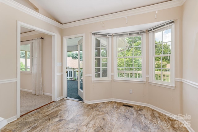 1105 Citation Cir, Hendersonville, NC 28739 - spare room with vaulted ceiling and baseboards