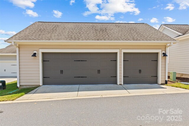 4928 Providence Country Club Dr, Charlotte, NC 28277 - garage featuring concrete driveway