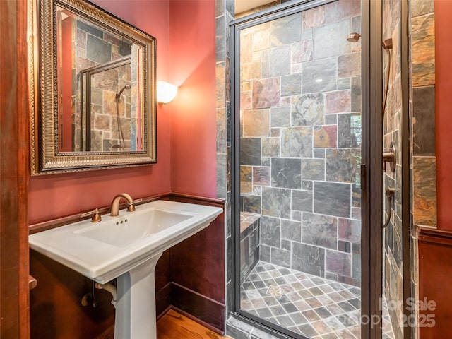 935 Whites Lake Blvd, Saluda, NC 28773 - bathroom featuring a shower stall